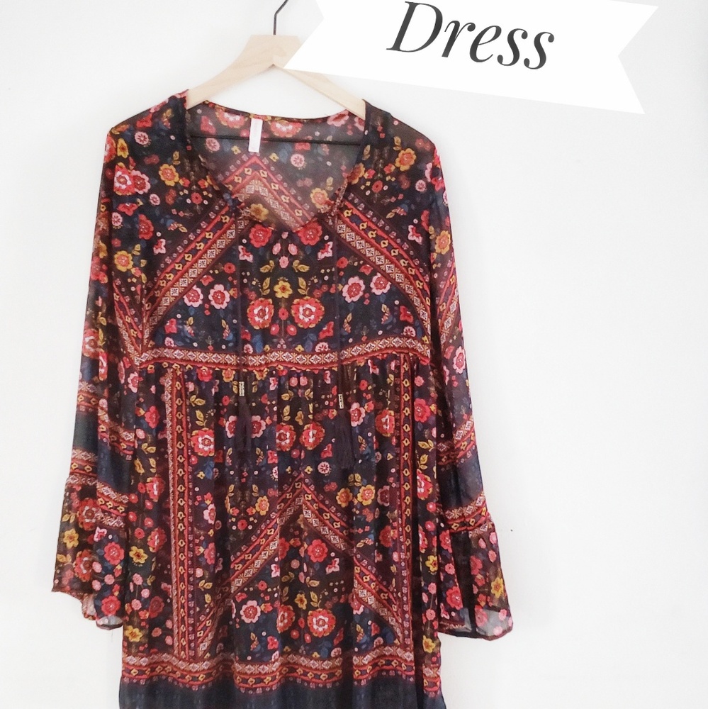Xhilaration peasant Mid floral Dress